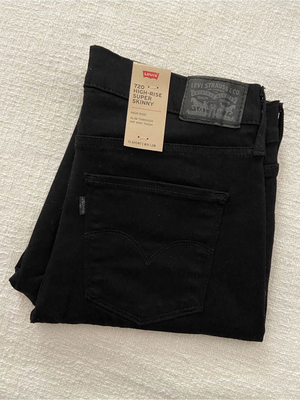 NWT Levi's 720 High-Rise Super Skinny Black Jeans Size 12 Short W31 L28